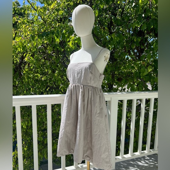 H&M light gray dress with pockets - Picture 11 of 14